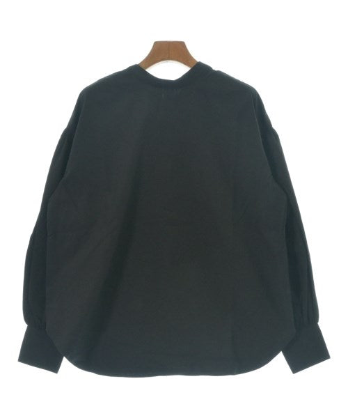 THREE SQUARE เสื้อสตรี