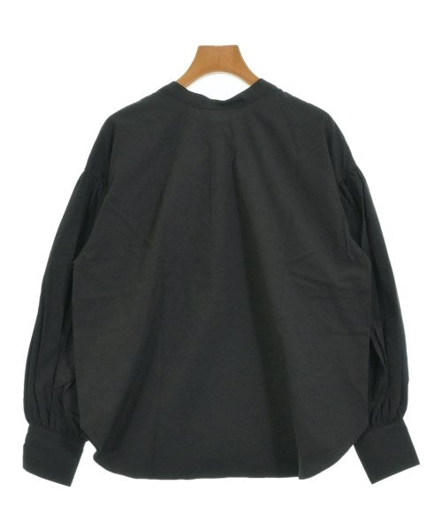 THREE SQUARE เสื้อสตรี