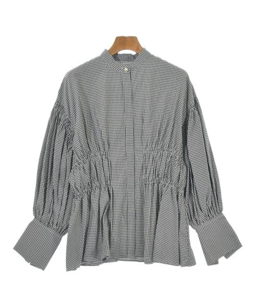 THREE SQUARE เสื้อสตรี