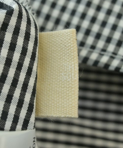 THREE SQUARE เสื้อสตรี