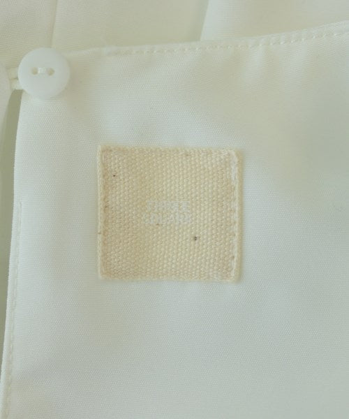 THREE SQUARE เสื้อสตรี