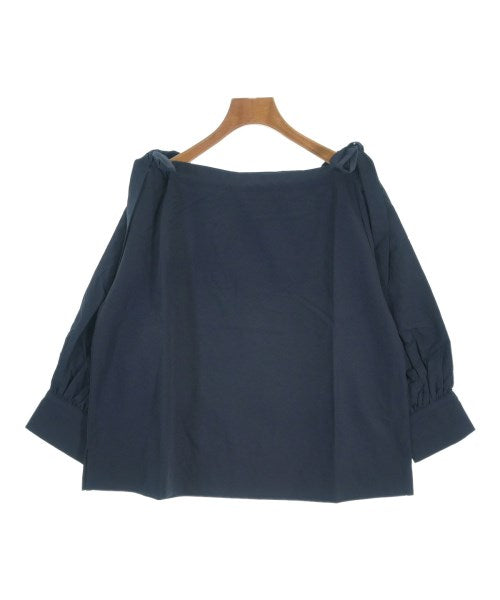 THREE SQUARE เสื้อสตรี