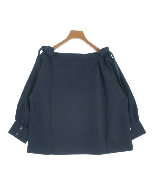 THREE SQUARE เสื้อสตรี