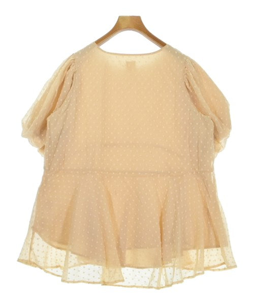 THREE SQUARE เสื้อสตรี