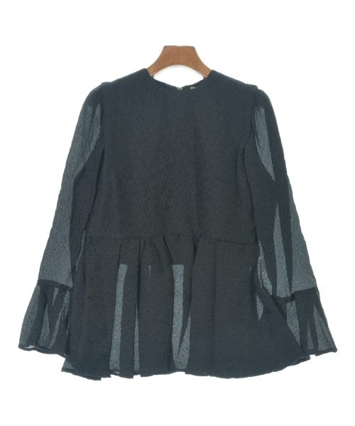 THREE SQUARE เสื้อสตรี