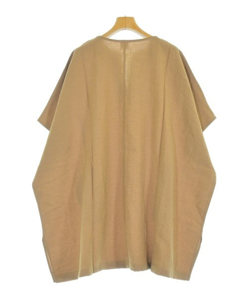 THREE SQUARE เสื้อลำลอง