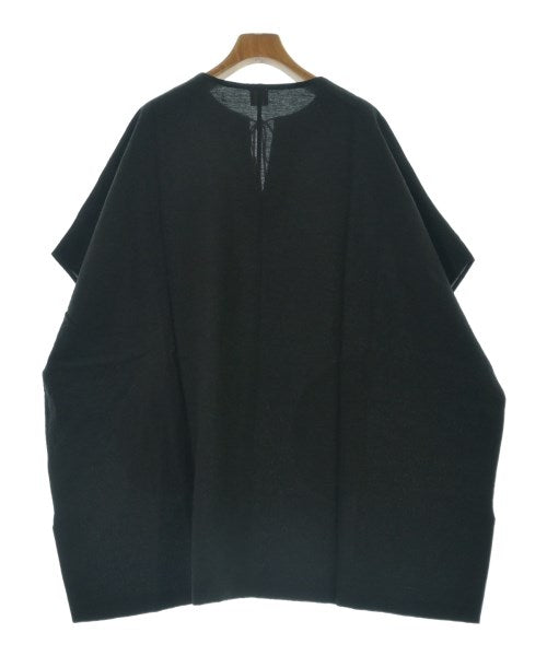 THREE SQUARE เสื้อสตรี