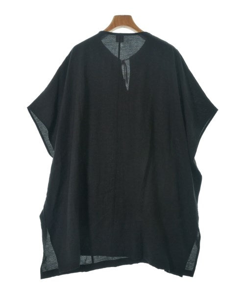 THREE SQUARE เสื้อสตรี