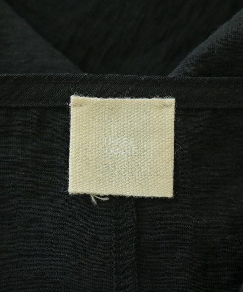 THREE SQUARE เสื้อสตรี
