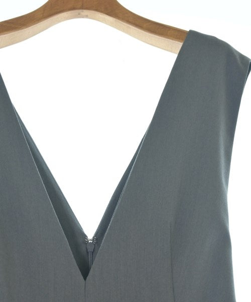 THREE SQUARE ชุดเอี๊ยม/เสื้อคลุมหลวมๆ/จั๊มสูท