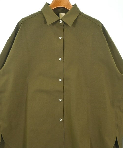THREE SQUARE เสื้อลำลอง