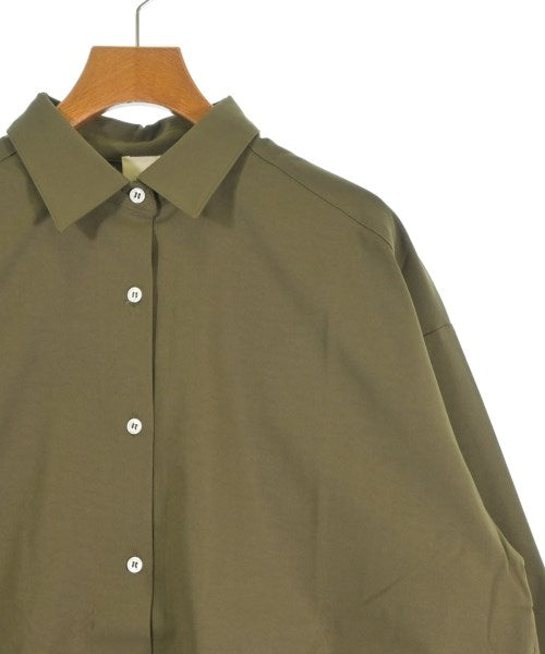 THREE SQUARE เสื้อลำลอง
