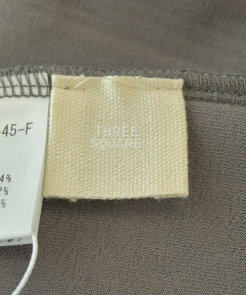 THREE SQUARE เสื้อยืด/เสื้อท็อปส์
