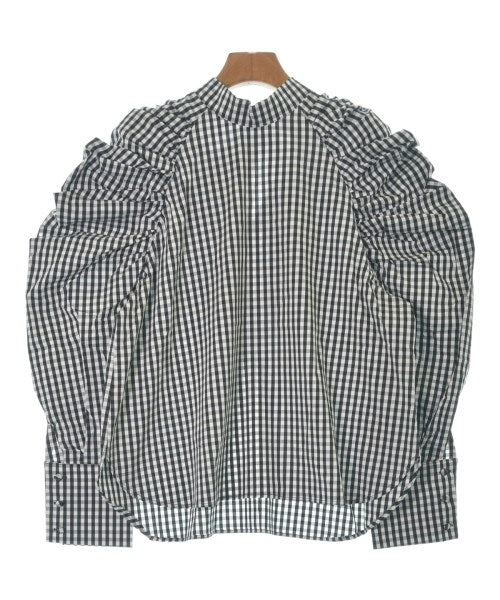 THREE SQUARE เสื้อสตรี