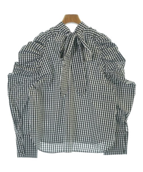THREE SQUARE เสื้อสตรี
