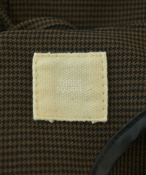 THREE SQUARE เสื้อสตรี
