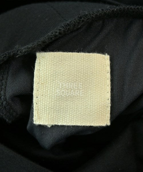 THREE SQUARE เสื้อยืด/เสื้อท็อปส์