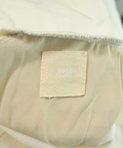 THREE SQUARE เสื้อยืด/เสื้อท็อปส์