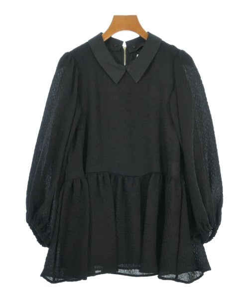 THREE SQUARE เสื้อสตรี
