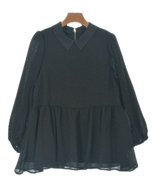 THREE SQUARE เสื้อสตรี