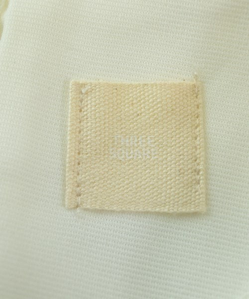 THREE SQUARE เสื้อยืด/เสื้อท็อปส์