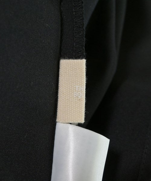 THREE SQUARE เสื้อสตรี