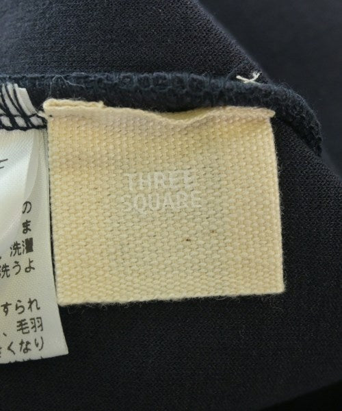 THREE SQUARE เสื้อยืด/เสื้อท็อปส์