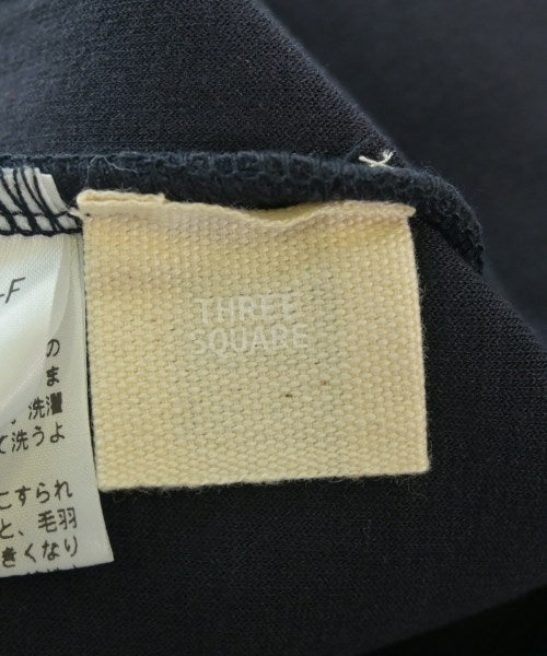 THREE SQUARE เสื้อยืด/เสื้อท็อปส์