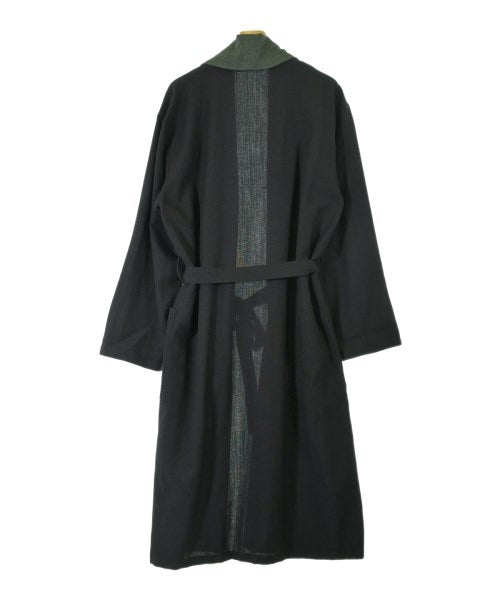 Tukir เสื้อโค้ท