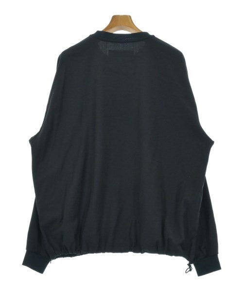 UNTRACE เสื้อลำลอง
