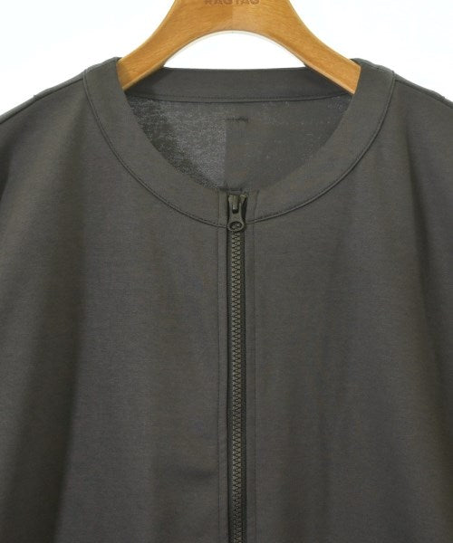 UNTRACE แจ็คเก็ตเบลาส์ อื่น