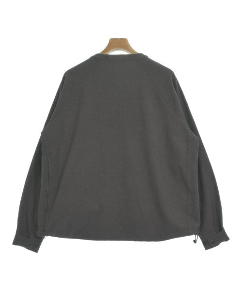 UNTRACE เสื้อลำลอง