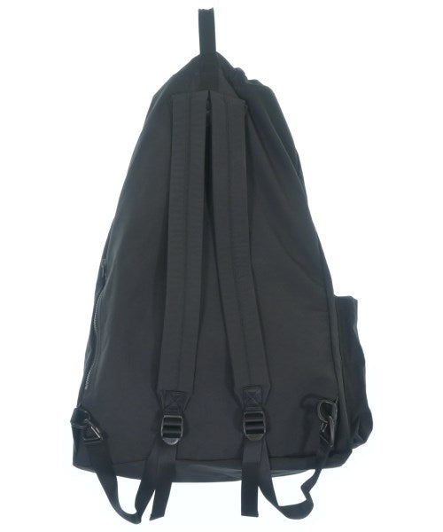 UNTRACE เป้สะพายหลัง