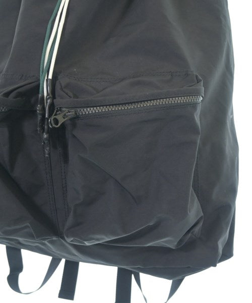 UNTRACE เป้สะพายหลัง