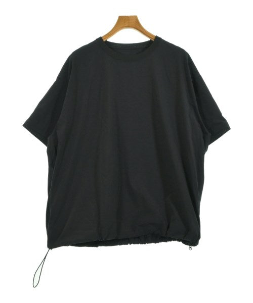 UNTRACE เสื้อลำลอง