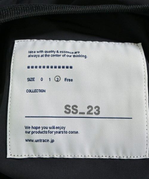 UNTRACE เสื้อลำลอง