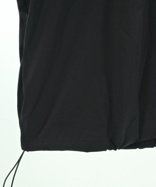 UNTRACE เสื้อลำลอง