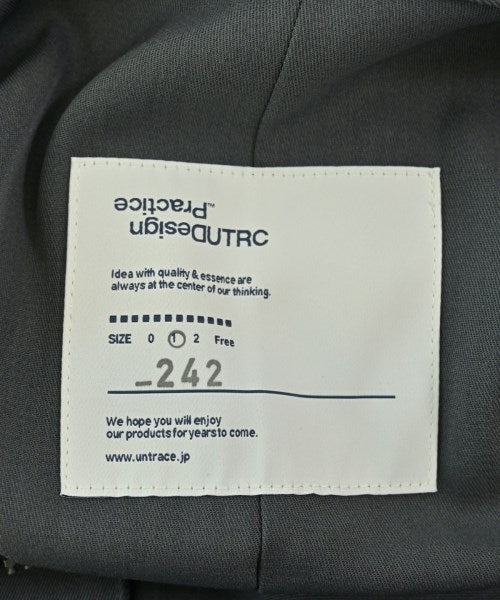 UNTRACE แจ็คเก็ตเบลาส์ อื่น