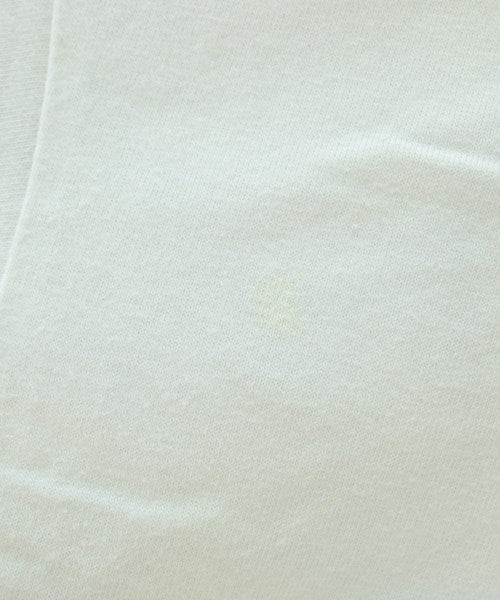 UNTRACE เสื้อยืด/เสื้อท็อปส์