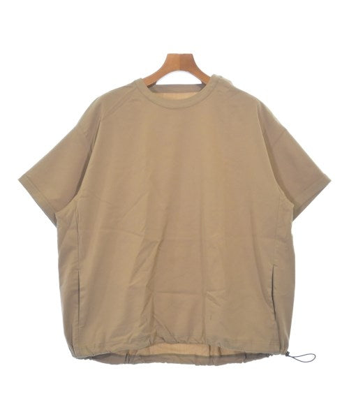 UNTRACE เสื้อยืด/เสื้อท็อปส์