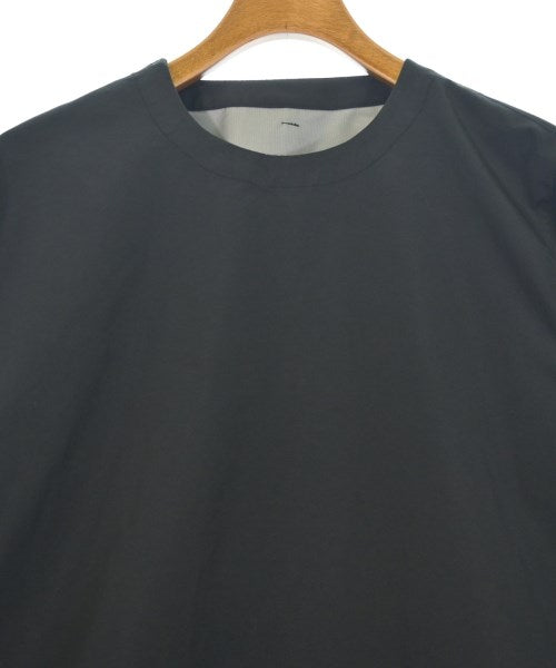 UNTRACE เสื้อลำลอง
