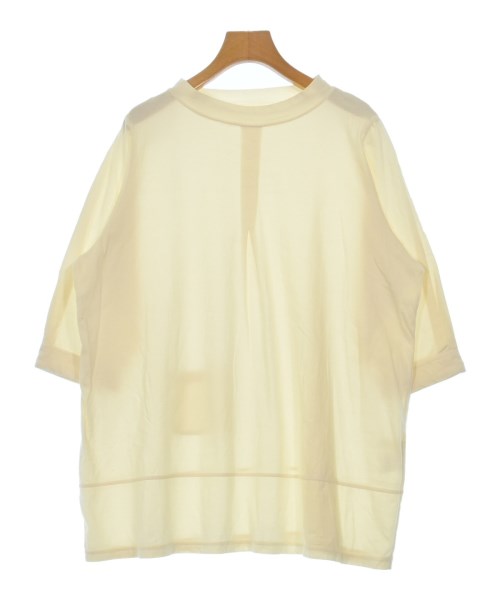 in leaf เสื้อยืด/เสื้อท็อปส์
