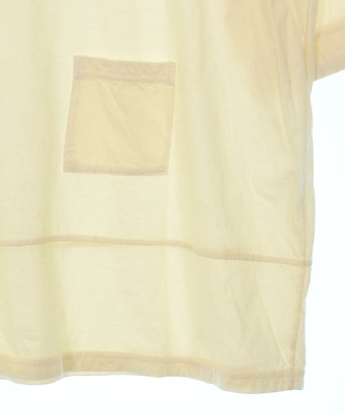 in leaf เสื้อยืด/เสื้อท็อปส์