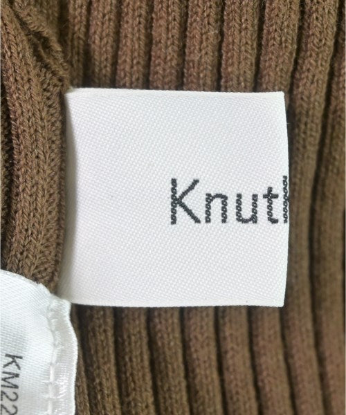 Knuth Marf เสื้อสายเดี่ยว