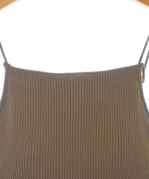 Knuth Marf เสื้อสายเดี่ยว