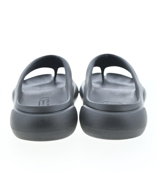 PAES รองเท้าแตะ