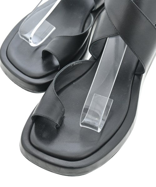 GIA/RHW รองเท้าแตะ