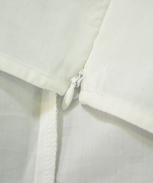 ENCIRCLE เสื้อสตรี