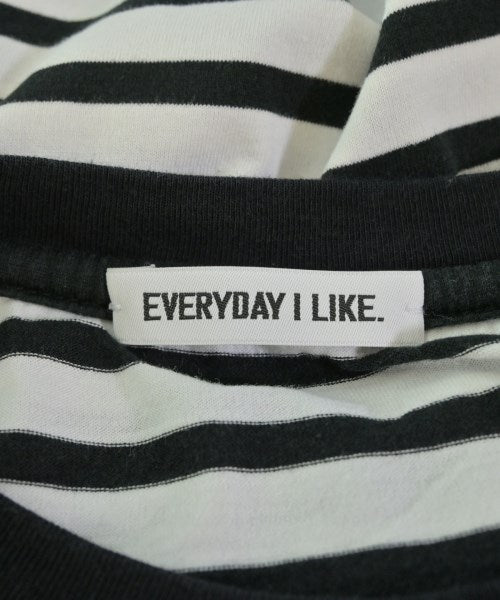 EVERYDAY I LIKE เสื้อยืด/เสื้อท็อปส์