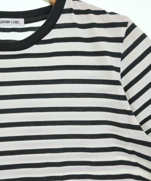 EVERYDAY I LIKE เสื้อยืด/เสื้อท็อปส์